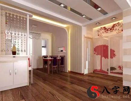 客厅对厕所门有哪些化解方法 客厅对厕所门有哪些化解方法